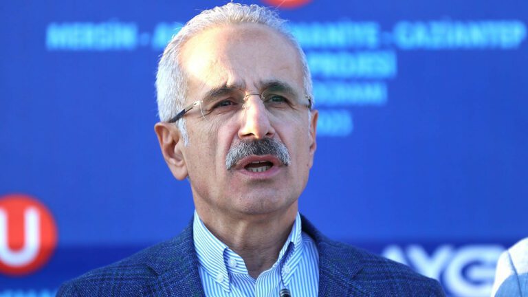 Bakan Uraloğlu: ‘’Hızlı Tren Hattı İle Yılda Ortalama 6,4 Milyon Yolcu Taşımayı Hedefliyoruz’’