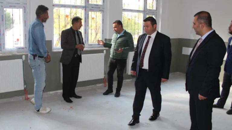 Bulanık’ta Okul İnşaatları Sürüyor