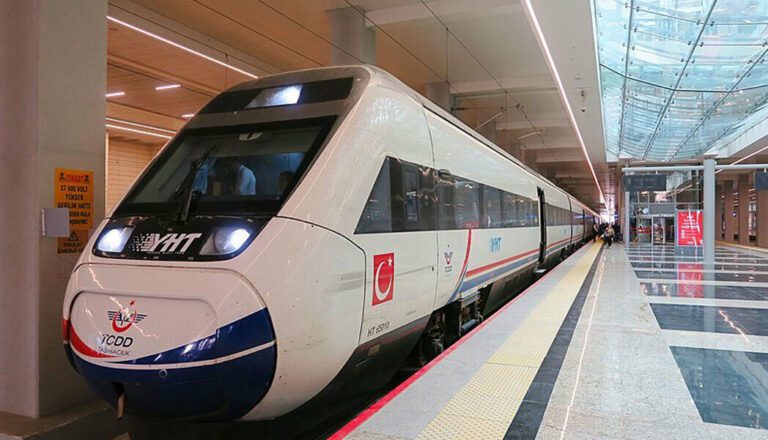 İstanbul-Ankara Arasına Süper Hızlı Tren Geliyor