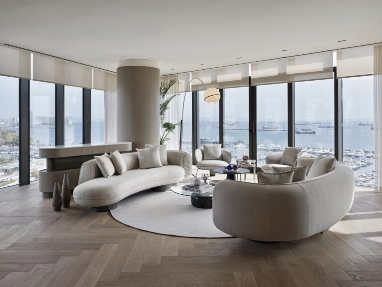 Ataköy Marinada Residence, Konuklarını Mega Yat Manzaralı Örnek Dairesinde Ağırlıyor