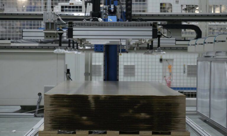 Mem Solar, Güneş Paneli Üretimine Başladı