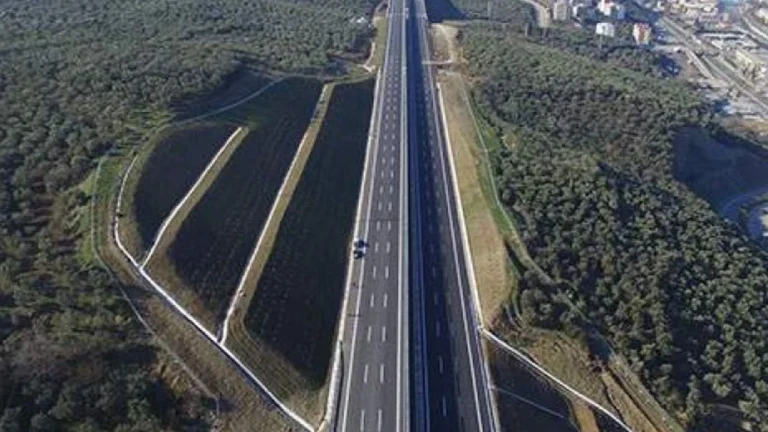 Mersin’de Otoyol Proje Çalışmaları Hızla Devam Ediyor