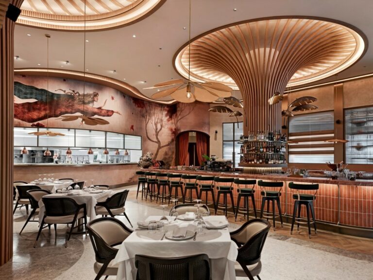 Yeşim Kozanlı Mimarlık’tan Tasarımı Sofistike Bir Deneyime Dönüştüren Seraf Vadi Restoran