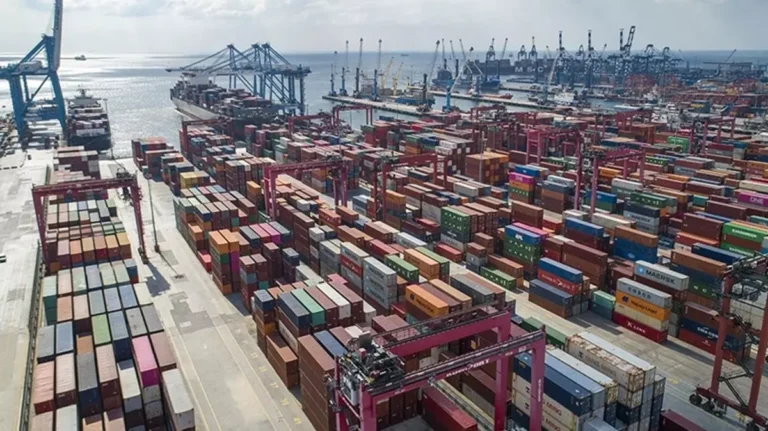 İhracatta En Fazla Değer Artışı BAE İle Oldu 