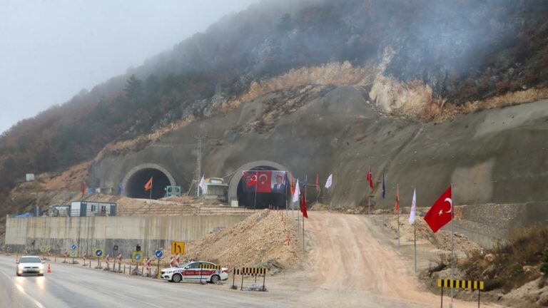 Kırkdilim Tüneli İnşaatı Tamamlandı