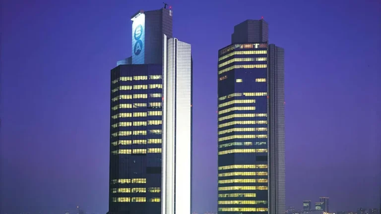 Sabancı Holding, Sürdürülebilirlik Notunu 4 Kademe Yükseltti