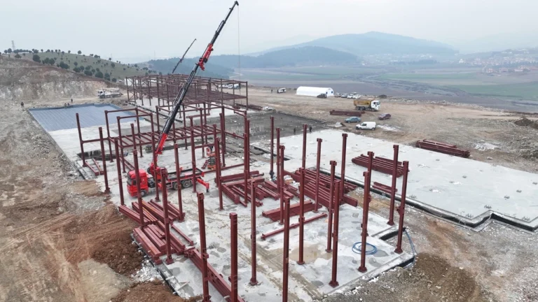 Türkoğlu Acil Durum Hastanesi’nde İnşaat Devam Ediyor