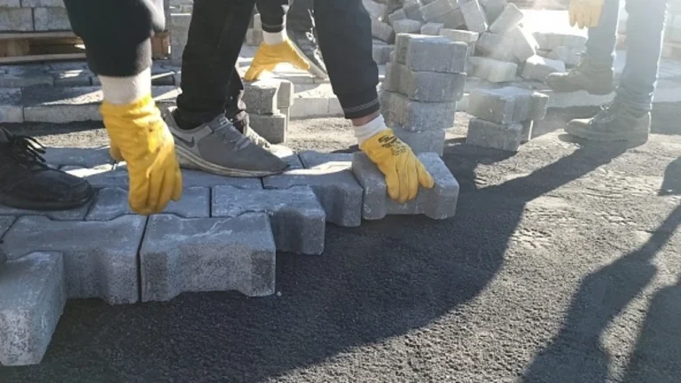 Didim Genelinde Yol Çalışmaları Sürüyor