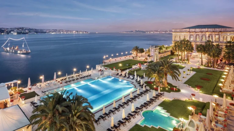 319 Yeni Otel Geliyor