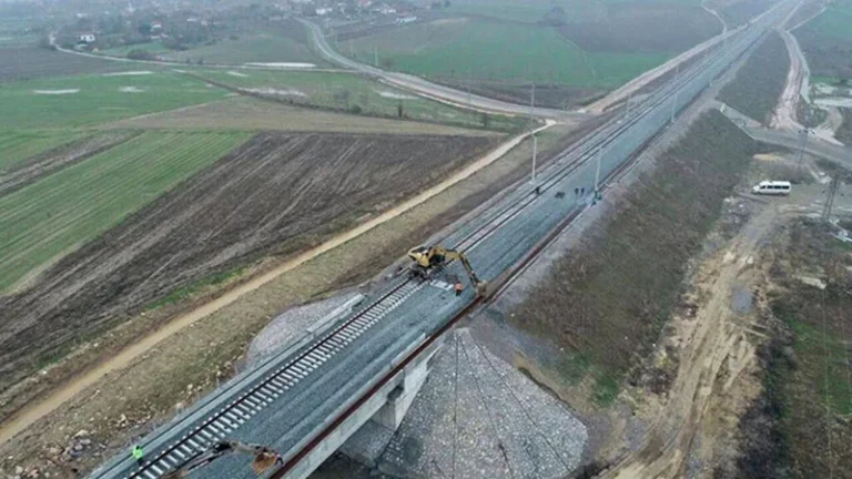 Çerkezköy-Kapıkule Hattı İhalesini Kolin İnşaat Aldı