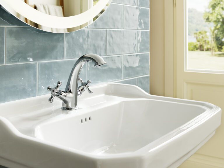 Roca’dan Banyolarda Fark Yaratan Armatürler