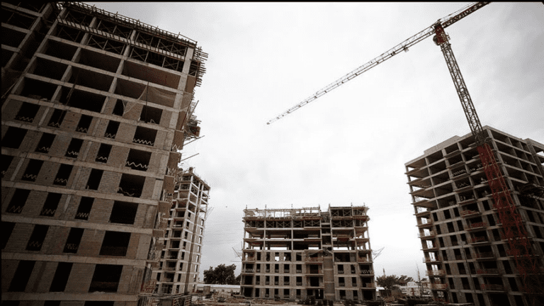 Kentsel dönüşüm için 300 konut yapılacak