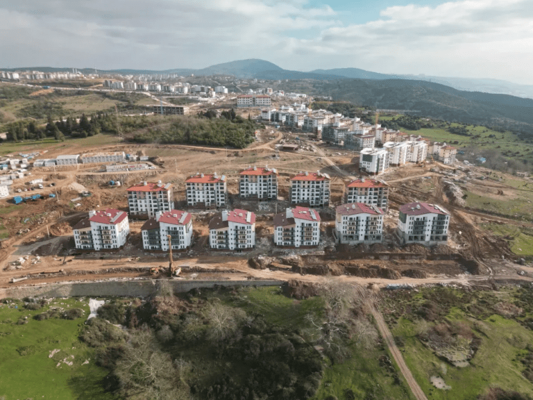 Hak sahiplerine gününden önce teslim edilecek; Haldız İlimtepe TOKİ Konutları Temmuz 2025’te teslim edilecek