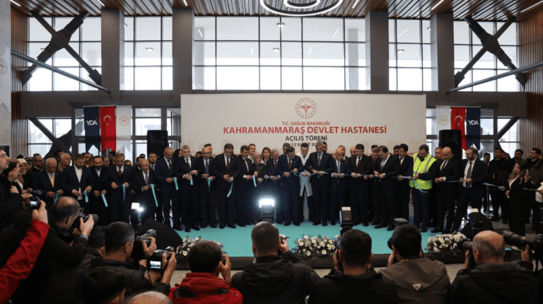 Kahramanmaraş’ta 400 yataklı acil durum hastanesi açıldı