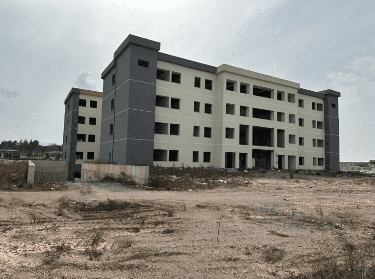 İnşaatı yarım kalan ADSM için ihale bekleniyor