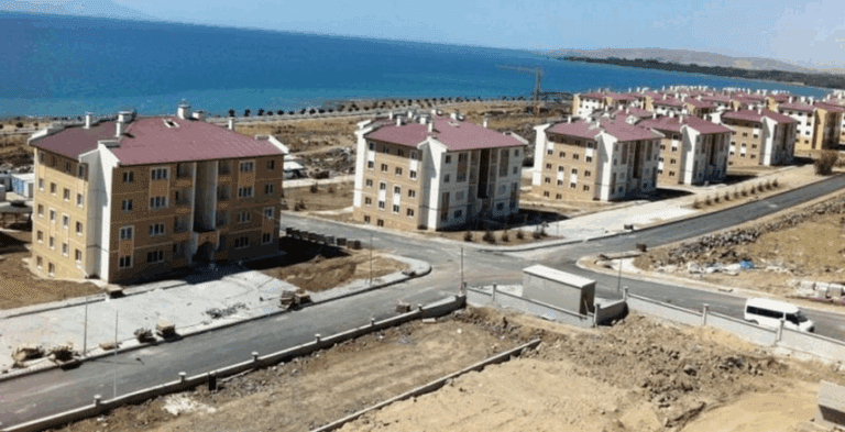 Van’ın o ilçesindeki TOKİ’lerin inşaat seviyesi yüzde 90’larda!