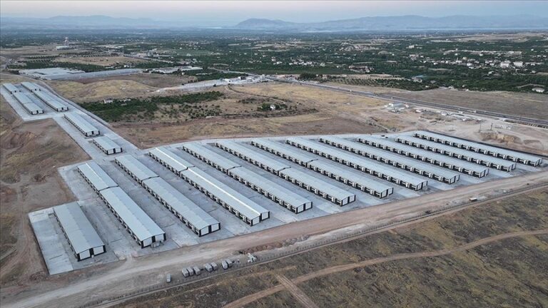 Malatya’da depremzede sanayi esnafı için yapılan 714 dükkanın inşaatı tamamlandı