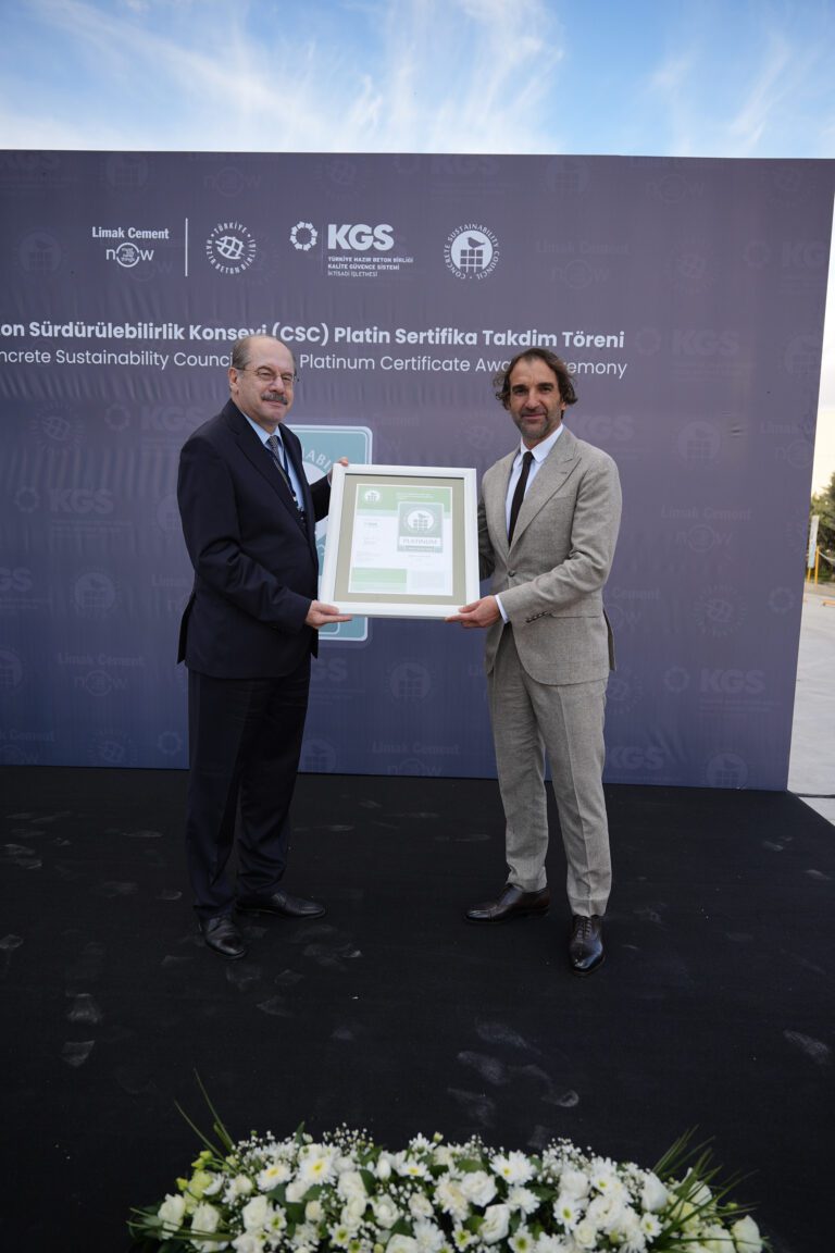 Türkiye’nin ilk ‘Platin’ CSC Sertifikalı çimento fabrikası olan Limak Anka Çimento Fabrikası’na sertifikası takdim edildi