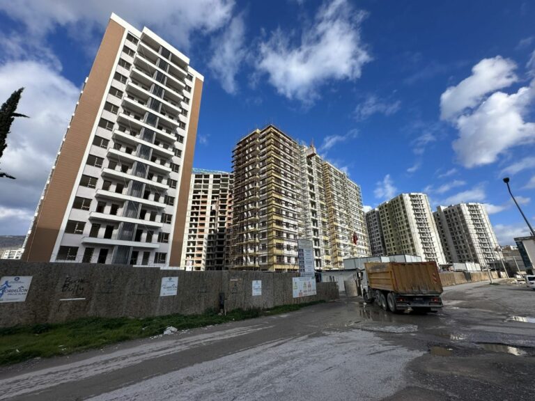 İzmir’de kentsel dönüşüm süreci hızlandı: 6 bin 346 bölümde inşaat başladı!