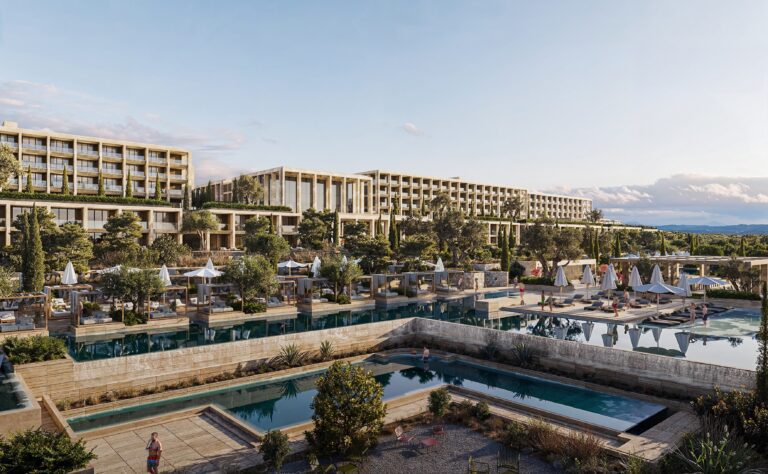 Akra Hotels’in yeni otel yatırımı Akra Didim, kapılarını açtı