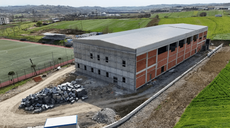 Kaynarca’da gençlerin dört gözle beklediği proje adım adım sona yaklaşıyor